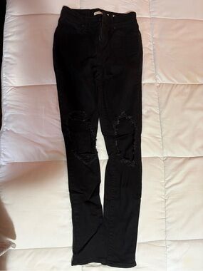 Levi's Black Skinny Distressed Women's Jeans